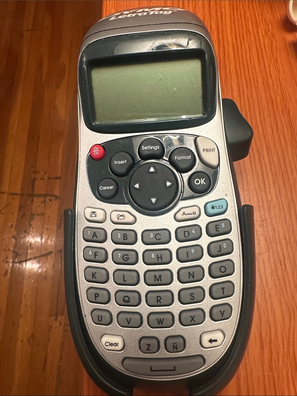 Dymo LetraTag label maker